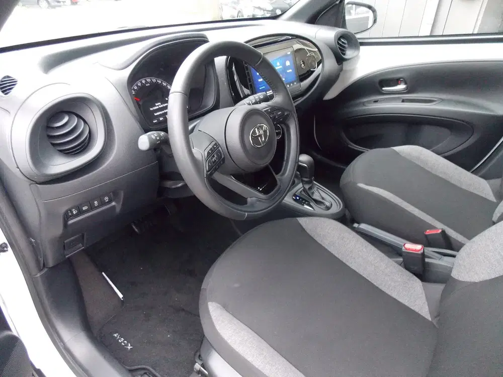 Toyota Aygo X 1.0 VVT-i S-CVT Play Automaat Airco Elek P uit 2025, foto 11