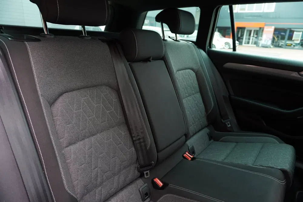 Volkswagen Passat 1.4 TSI PHEV GTE Business Automaat uit 2022, foto 14