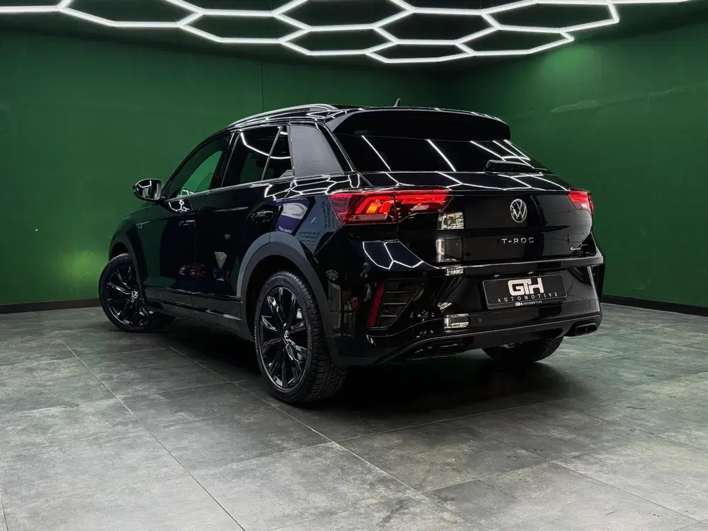 Volkswagen T-Roc 2.0 TSI 4Motion R-Line Camera uit 2022, foto 6