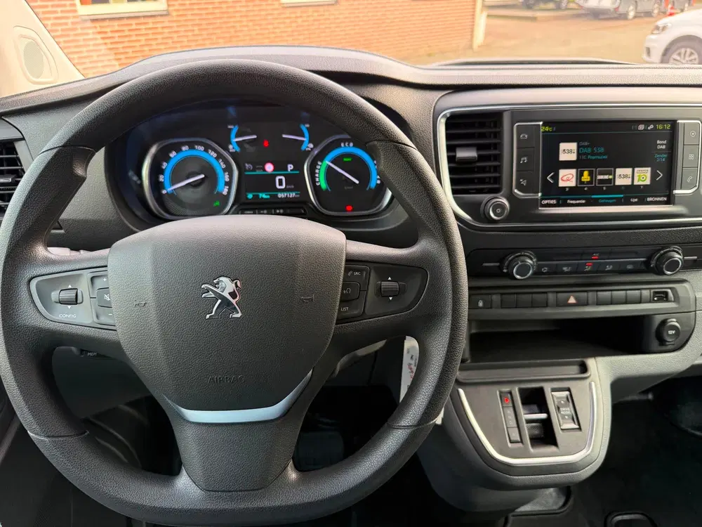 Peugeot Expert Long Premium DC 75 kWh dubbel cabine uit 2022, foto 3