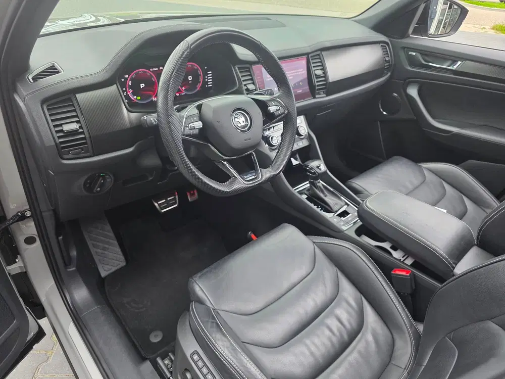 Skoda Kodiaq 1.5 TSI Sportline Business 7P uit 2022, foto 5