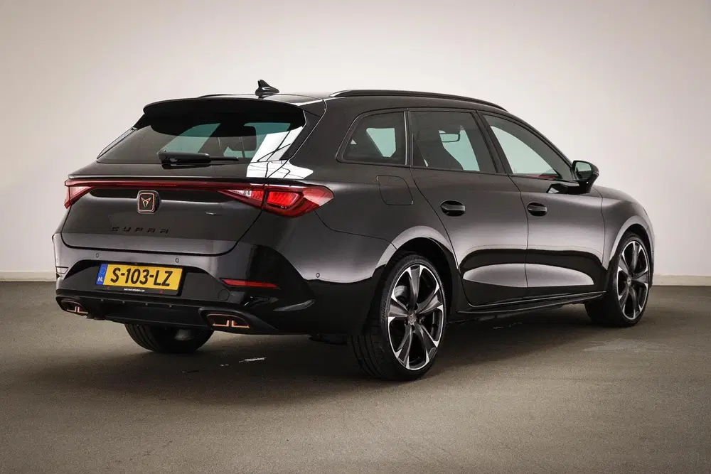 Cupra Leon 1.4 e-Hybrid VZ Business CLIMA uit 2021, foto 2