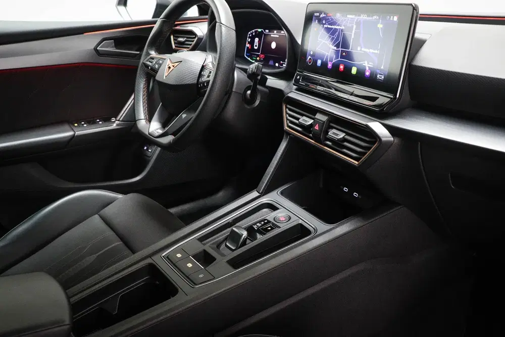 Cupra Leon 1.4 e-Hybrid VZ Business CLIMA uit 2021, foto 3