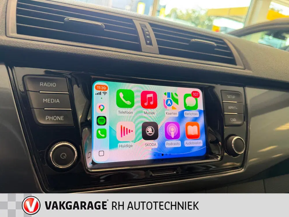 Skoda Fabia 1.0 TSI Business Edition uit 2021, foto 10