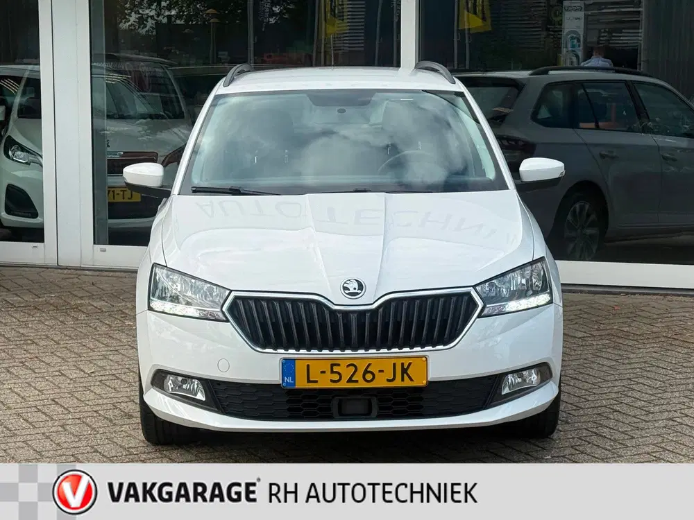 Skoda Fabia 1.0 TSI Business Edition uit 2021, foto 3