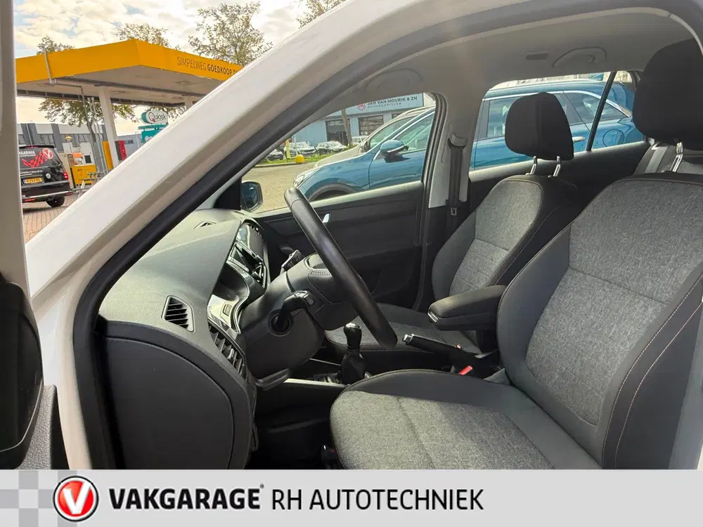 Skoda Fabia 1.0 TSI Business Edition uit 2021, foto 7