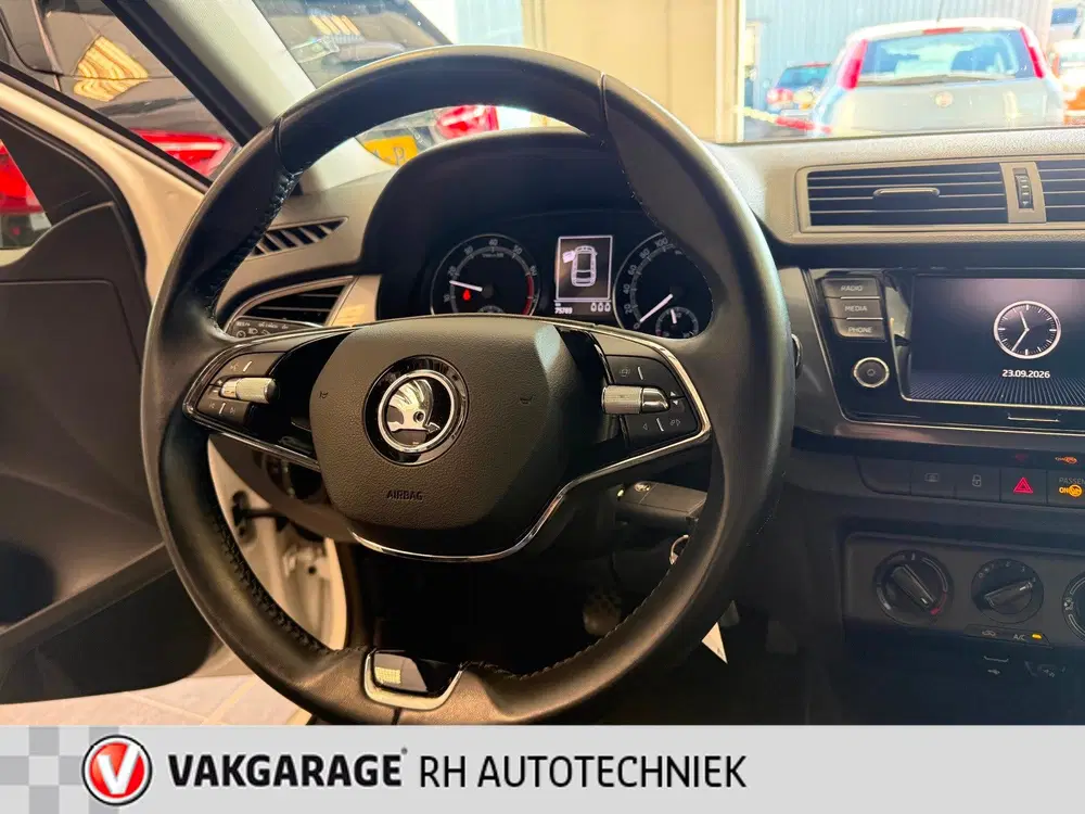 Skoda Fabia 1.0 TSI Business Edition uit 2021, foto 9