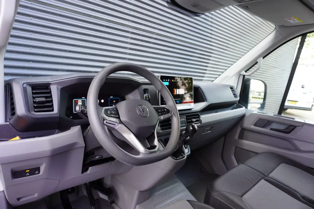 Volkswagen Crafter 163pk RWD Facelift Open laadbak 3500kg Tr uit 2024, foto 2