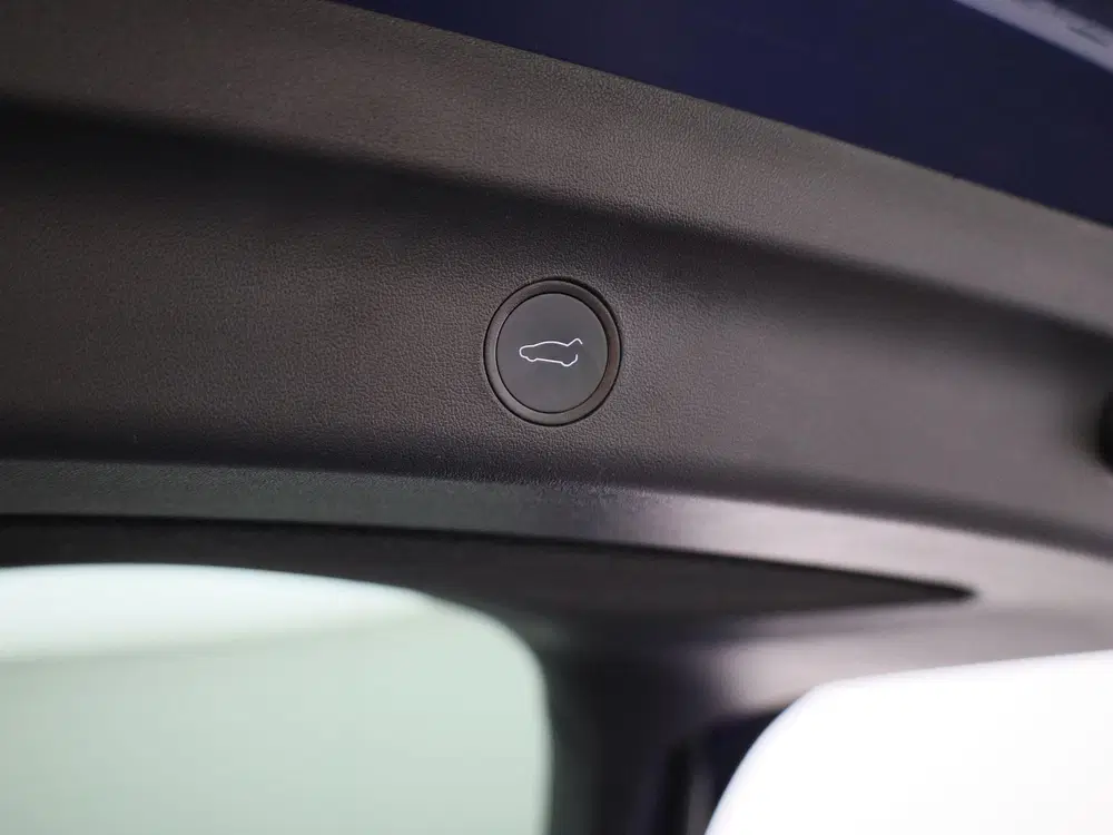 Tesla Model Y LONG RANGE AWD 75 KWH uit 2023, foto 13