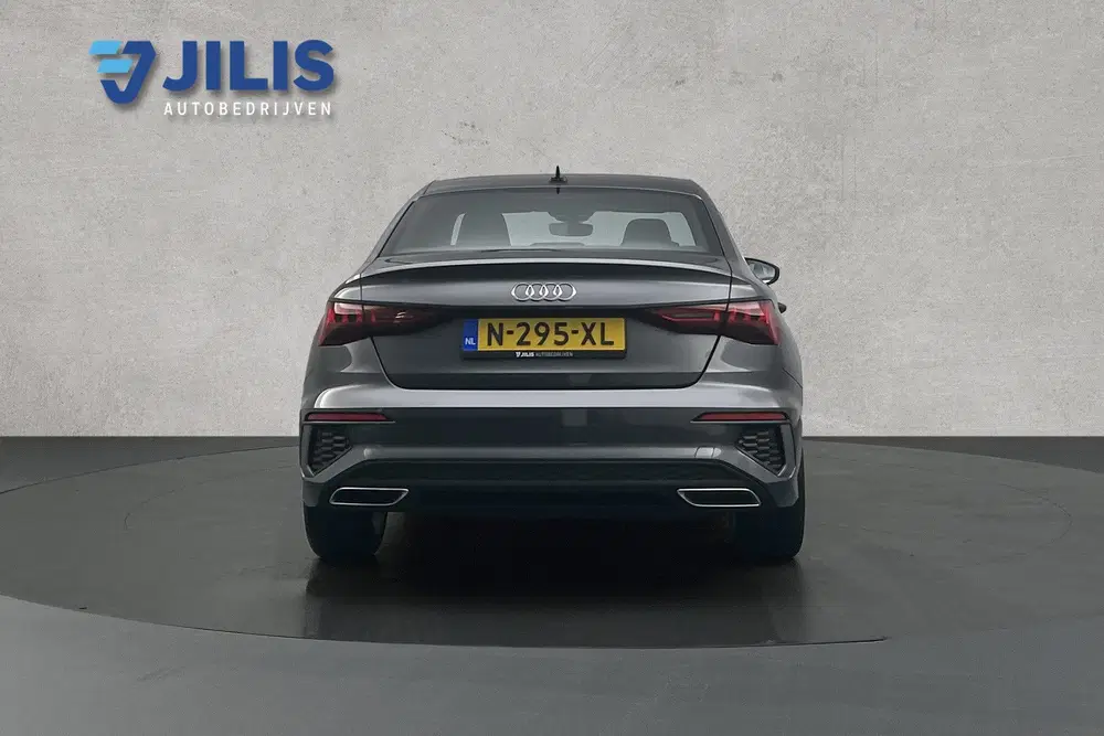 Audi A3 30 TFSI S-line uit 2022, foto 11