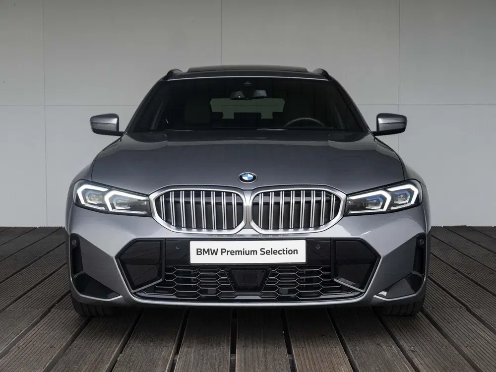 BMW 3-serie 320i Touring uit 2026, foto 6