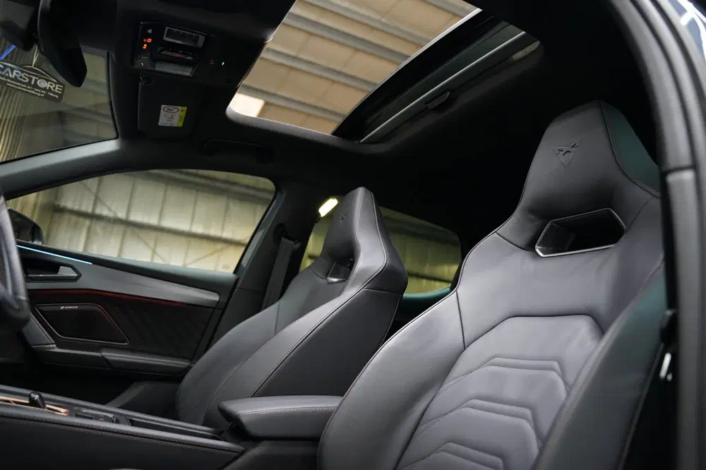 Cupra Leon 1.5 TSI e-Hybrid VZ Extreme PANO SFEER CAM uit 2025, foto 13