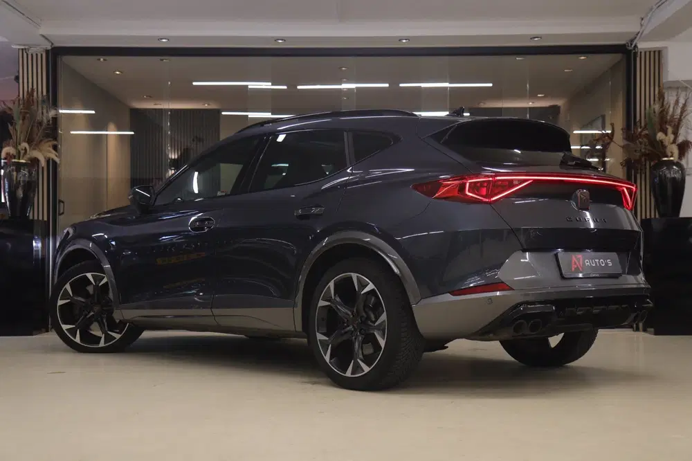 Cupra Formentor 2.0 TSI 4DRIVE CUPRA PANO uit 2021, foto 2