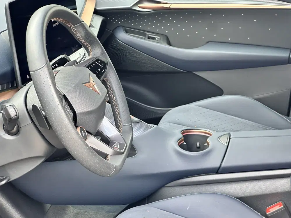 Cupra Tavascan VZ Adrenaline 82 kWh uit 2024, foto 12