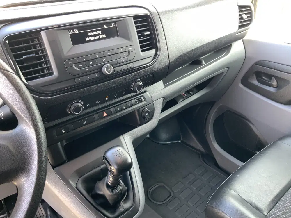 Citroën Jumpy 1.5 BlueHDI 100 XS Control Economy Airco C uit 2021, foto 11