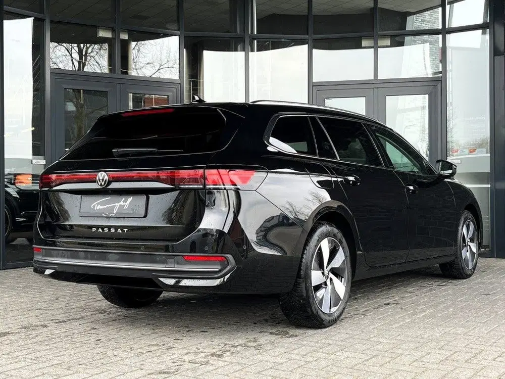 Volkswagen Passat VARIANT 1.5 eHYBRID BUSINESS uit 2026, foto 3