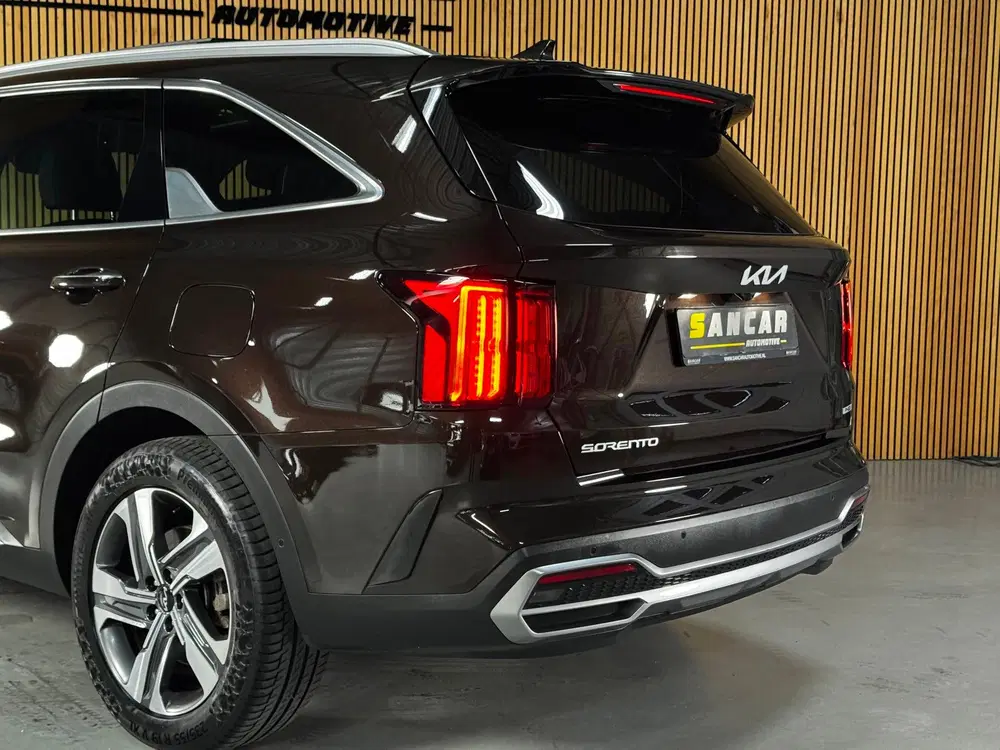 Kia Sorento 1.6 T-GDI Plug-in Hybrid 4WD ExecutiveLine uit 2022, foto 10
