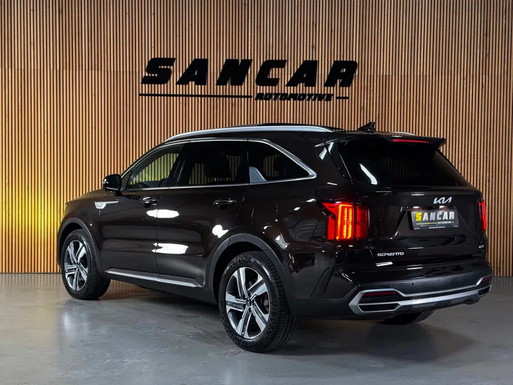 Kia Sorento 1.6 T-GDI Plug-in Hybrid 4WD ExecutiveLine uit 2022, foto 9