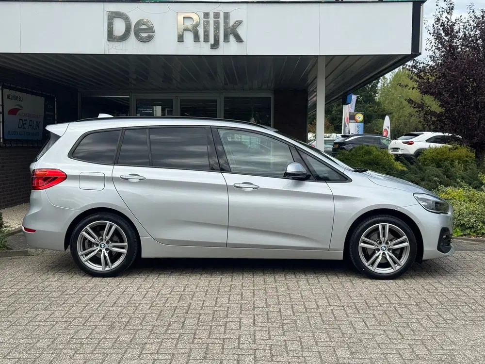 BMW 2-serie 218i 7p. High Executive uit 2020, foto 10