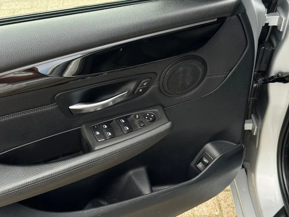 BMW 2-serie 218i 7p. High Executive uit 2020, foto 11