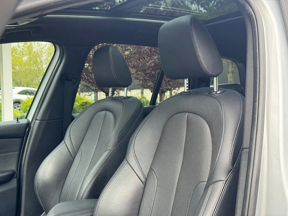 BMW 2-serie 218i 7p. High Executive uit 2020, foto 13