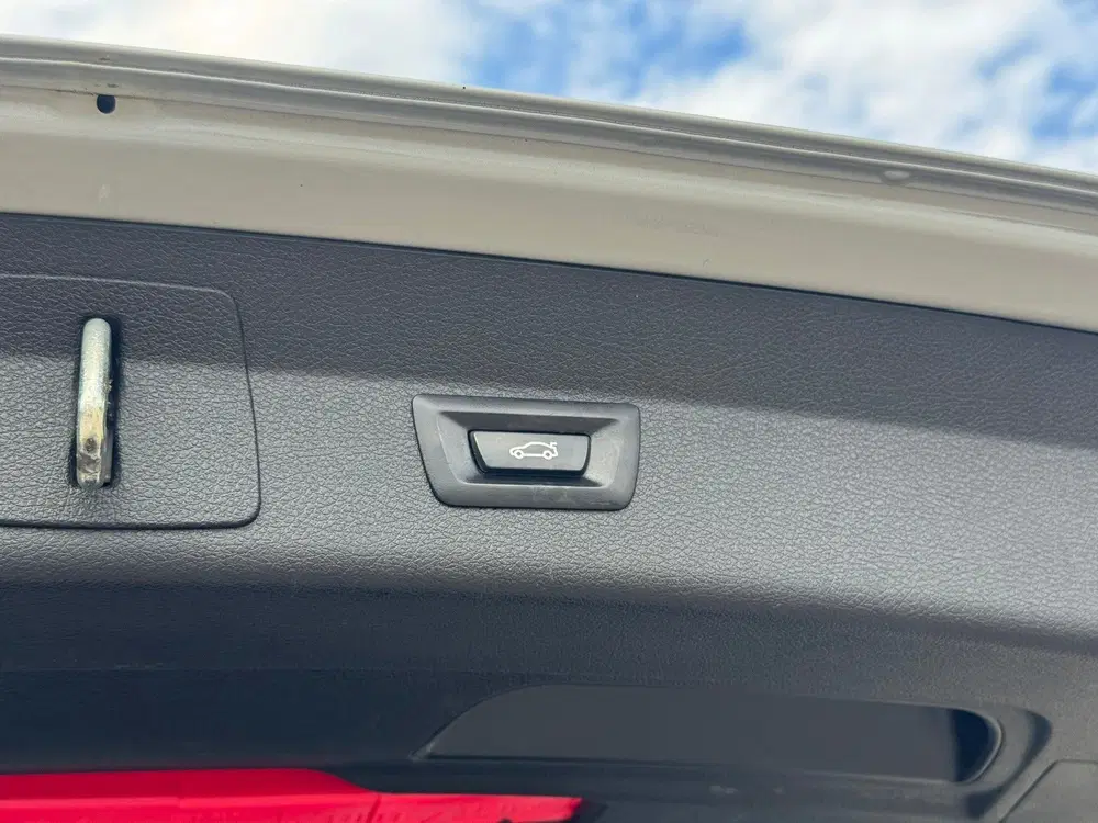 BMW 2-serie 218i 7p. High Executive uit 2020, foto 8