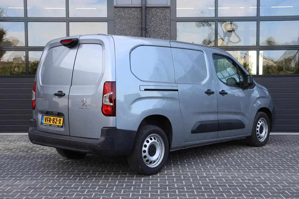 Peugeot Partner 1.5 BlueHDI Long L2H1 l AUTOMAAT l CA uit 2020, foto 3