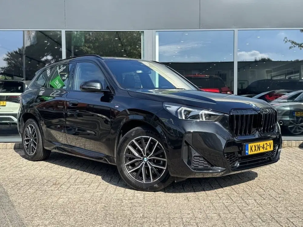 BMW X1 sDrive20i uit 2023, foto 2