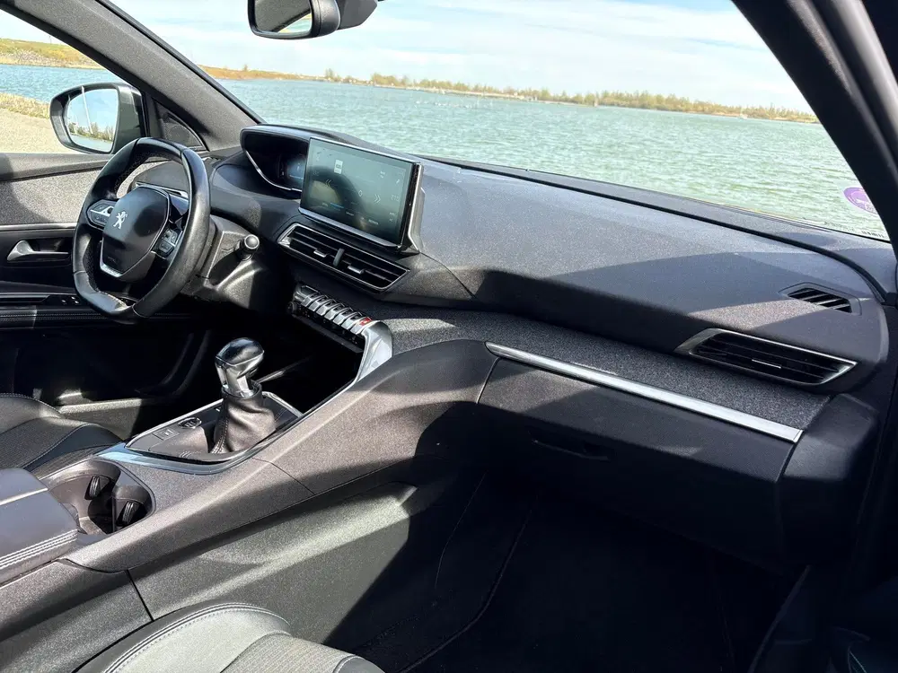 Peugeot 5008 1.2 PureTech Allure Pack Business uit 2023, foto 14