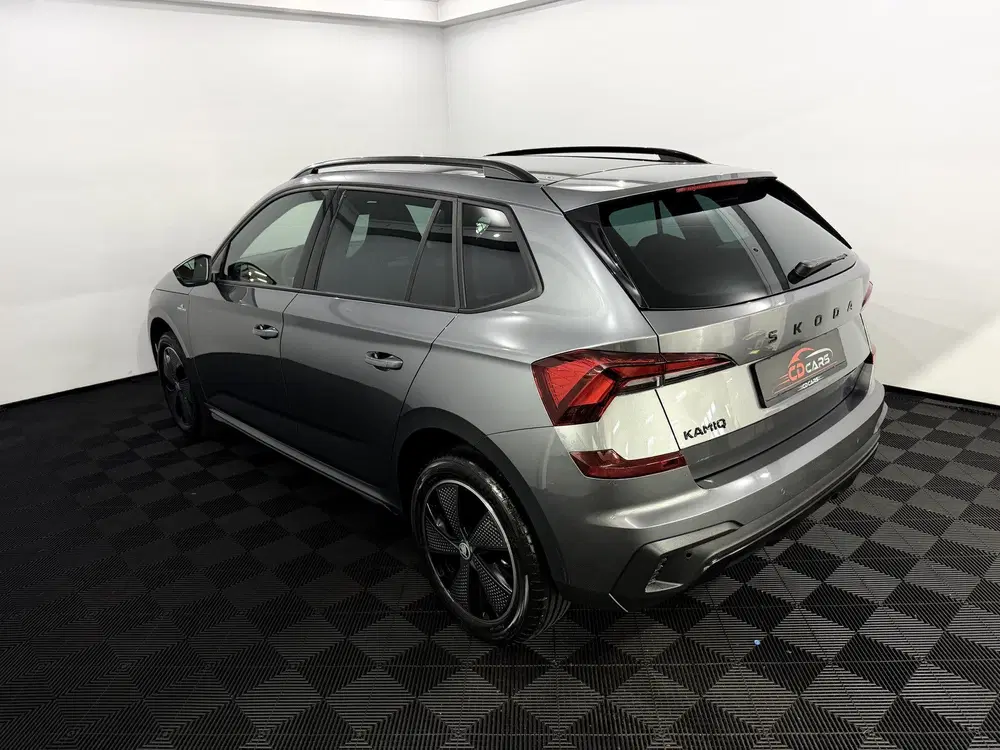 Skoda Kamiq 1.5 TSI Monte Carlo 150 PK Panoramadak uit 2026, foto 3