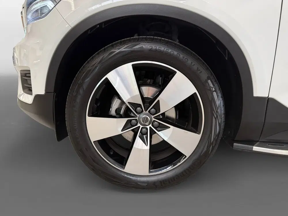 Volvo XC40 1.5 T2 Momentum Business I Leder I CarPlay uit 2022, foto 15
