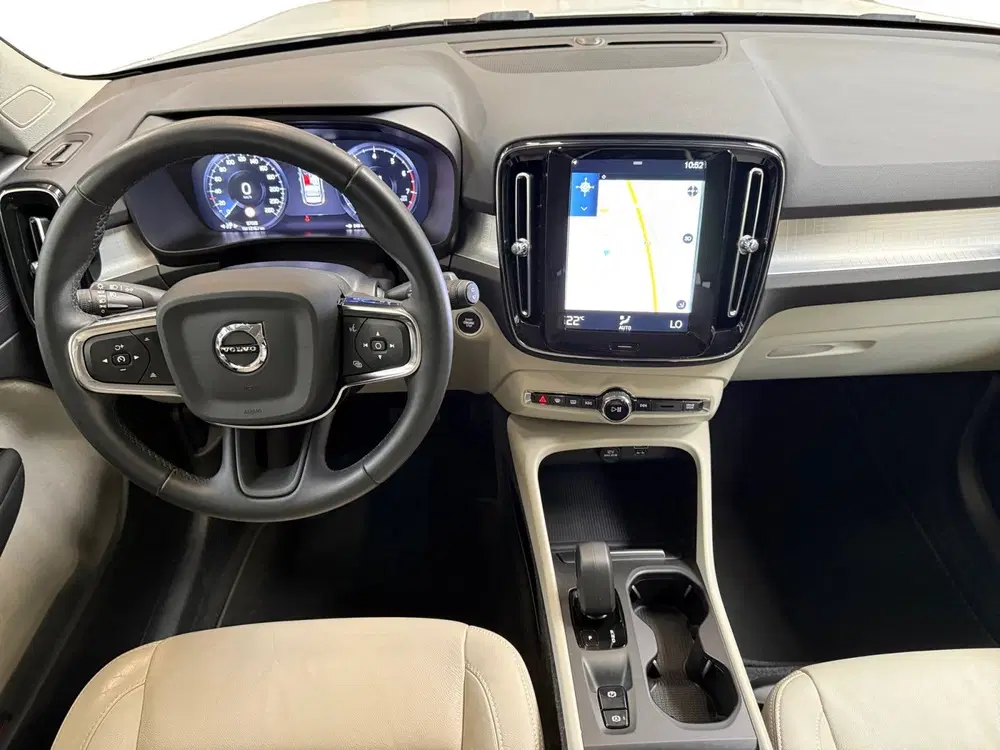 Volvo XC40 1.5 T2 Momentum Business I Leder I CarPlay uit 2022, foto 7