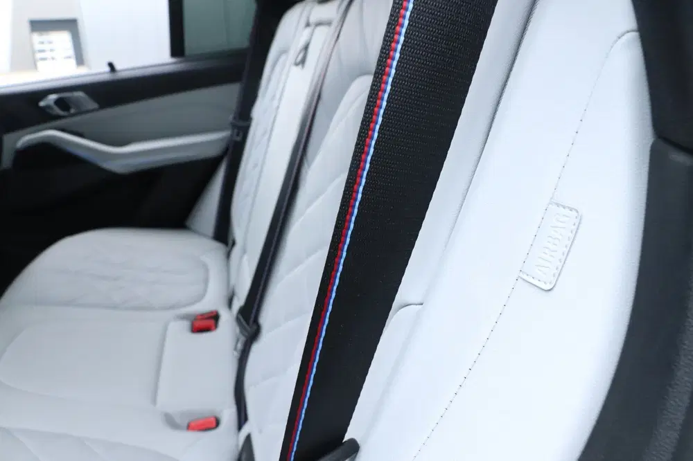 BMW X5 XDrive50e uit 2023, foto 12