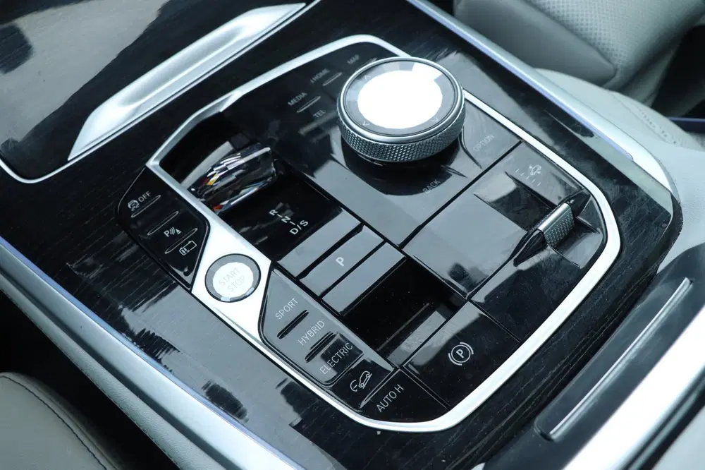 BMW X5 XDrive50e uit 2023, foto 15