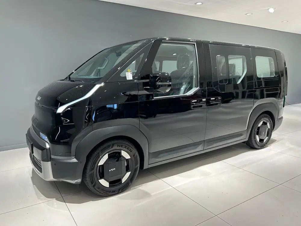Kia PV5 Passenger 71 uit 2026, foto 2