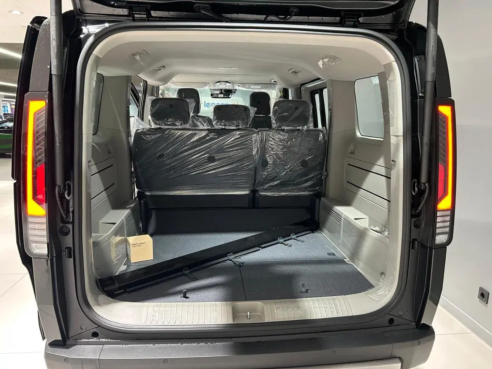 Kia PV5 Passenger 71 uit 2026, foto 4