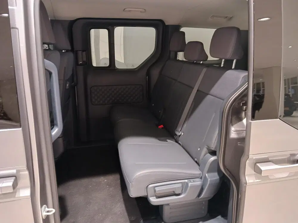 Kia PV5 Passenger 71 uit 2026, foto 8