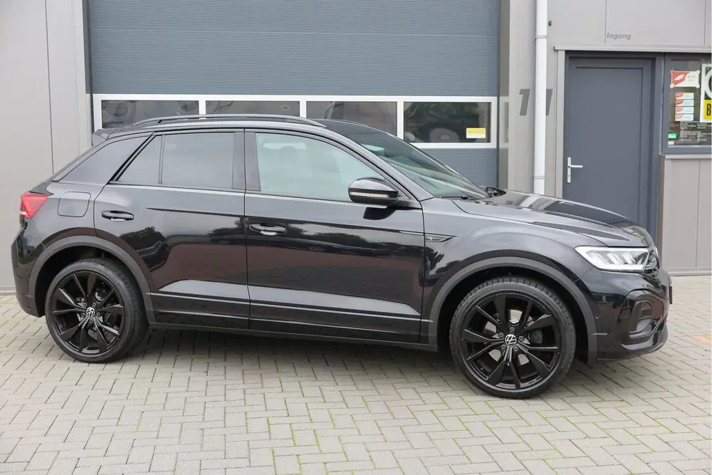 Volkswagen T-Roc 1.5 TSI 150pk DSG R-Line Black Style Virtu uit 2023, foto 12
