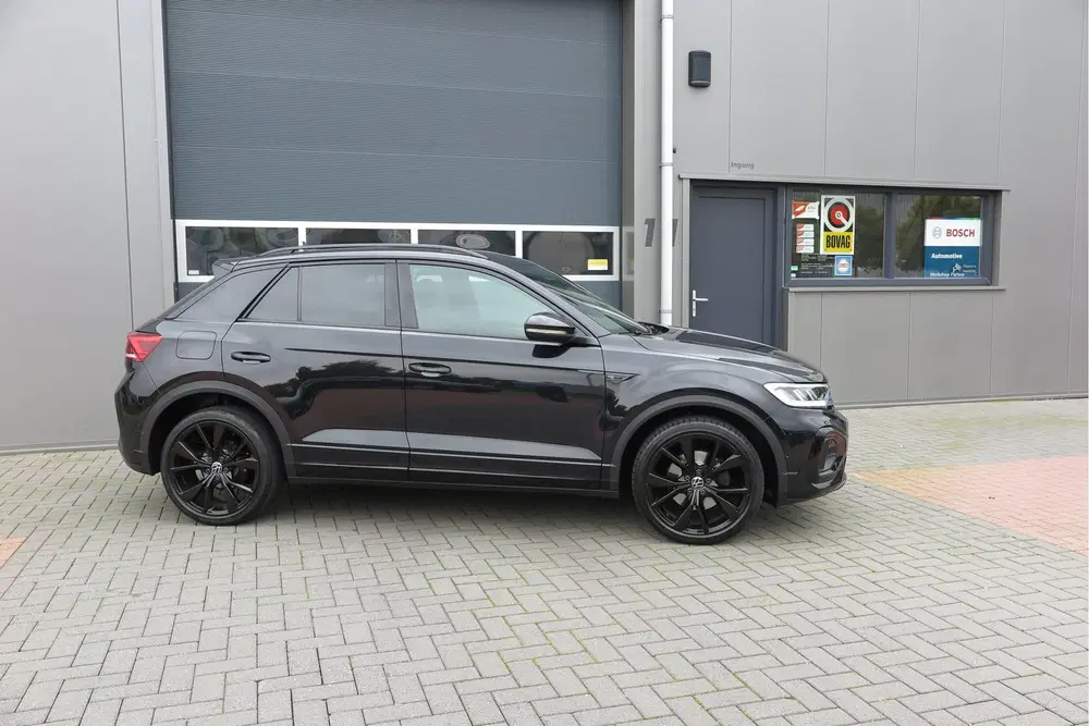 Volkswagen T-Roc 1.5 TSI 150pk DSG R-Line Black Style Virtu uit 2023, foto 7