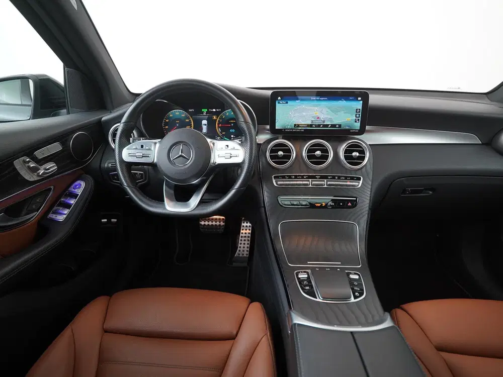 Mercedes-Benz GLC 300e 4MATIC AMG Night Premium Plus uit 2022, foto 6