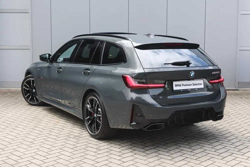 BMW 3-serie M340d xDrive High Executive Automaat uit 2024, foto 2