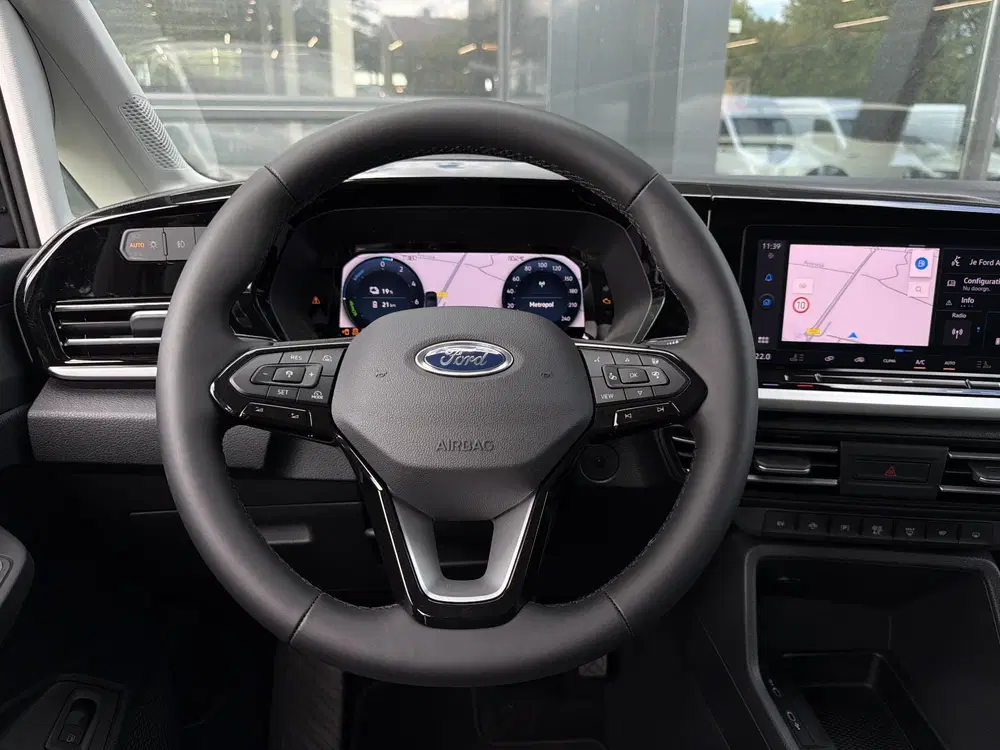 Ford Tourneo Connect 1.5 PHEV L2 Titanium uit 2026, foto 15