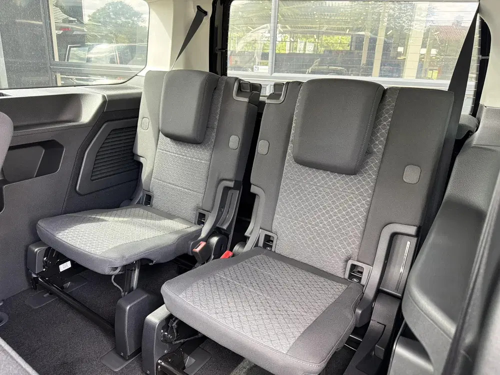 Ford Tourneo Connect 1.5 PHEV L2 Titanium uit 2026, foto 6