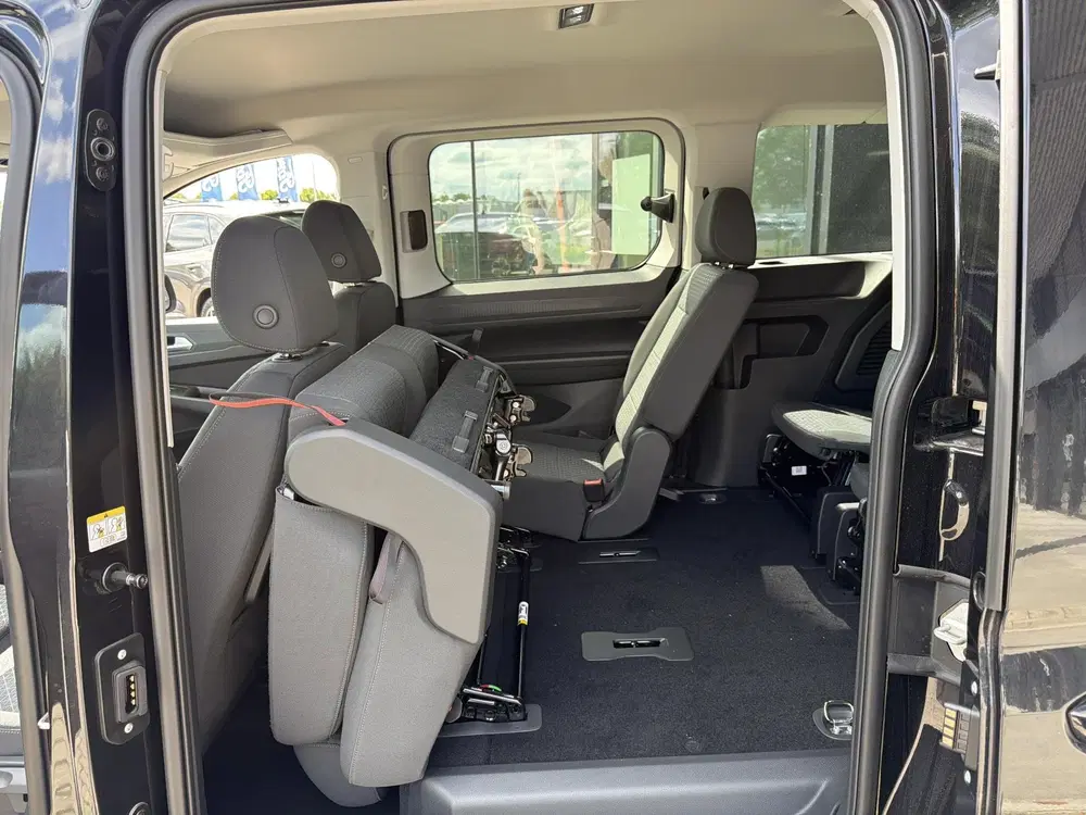 Ford Tourneo Connect 1.5 PHEV L2 Titanium uit 2026, foto 7