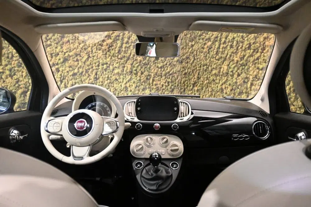 Fiat 500 1.2 Lounge uit 2019, foto 13