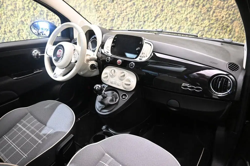 Fiat 500 1.2 Lounge uit 2019, foto 14