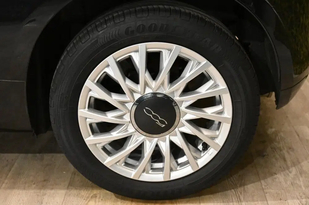 Fiat 500 1.2 Lounge uit 2019, foto 15