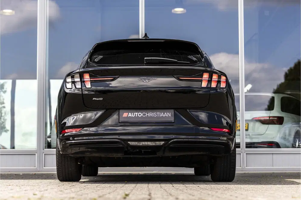 Ford Mustang Mach-E AWD 75 kWh uit 2021, foto 4
