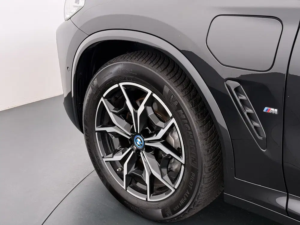 BMW X3 xDrive30e M-SPORT uit 2023, foto 13