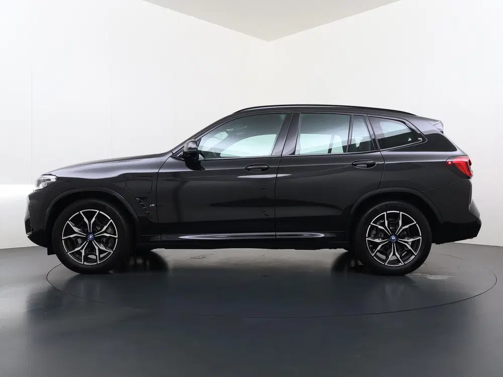 BMW X3 xDrive30e M-SPORT uit 2023, foto 5